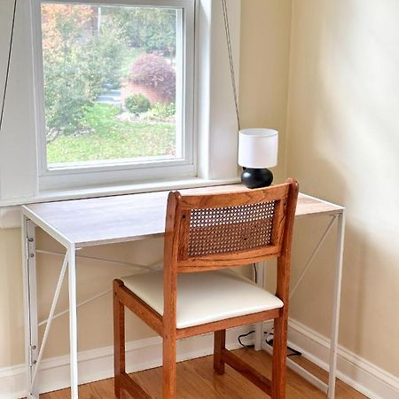 7 Mins Drive To Yale, Large Fenced Yard Villa New Haven Eksteriør bilde