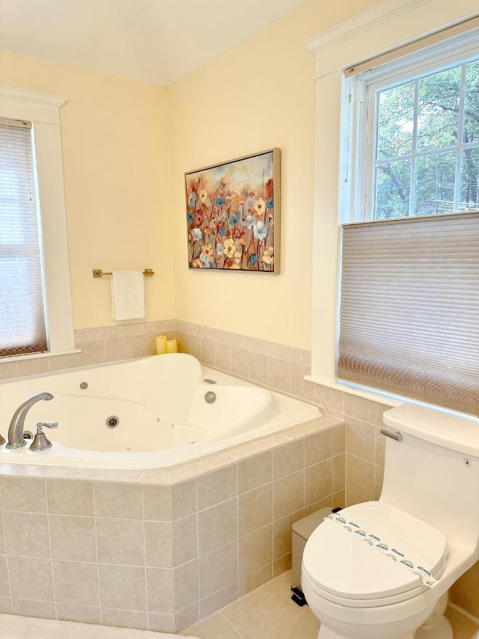 7 Mins Drive To Yale, Large Fenced Yard Villa New Haven Eksteriør bilde