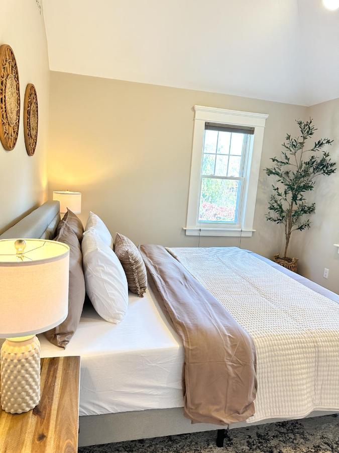 7 Mins Drive To Yale, Large Fenced Yard Villa New Haven Eksteriør bilde