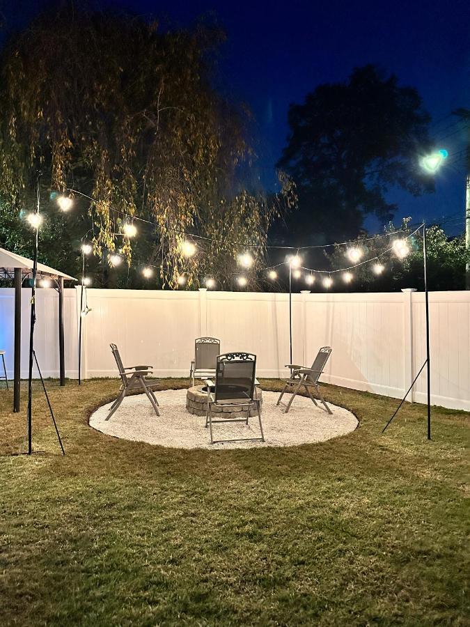 7 Mins Drive To Yale, Large Fenced Yard Villa New Haven Eksteriør bilde