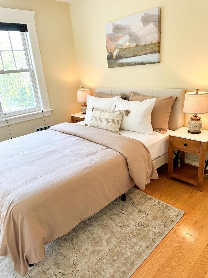 7 Mins Drive To Yale, Large Fenced Yard Villa New Haven Eksteriør bilde